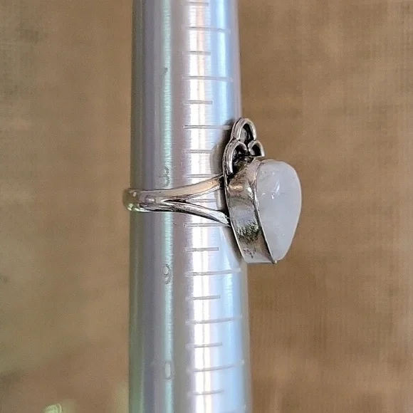 MOONSTONE PEACOCK TOP RING - Picture 6 of 6